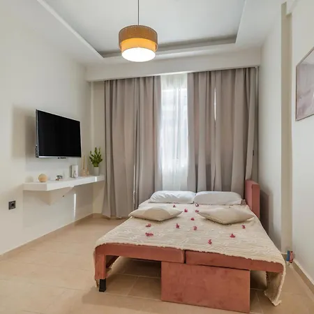 公寓 Papanikolis *