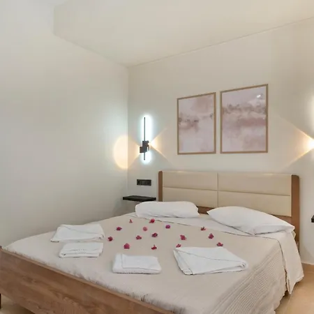 Papanikolis Apartment *