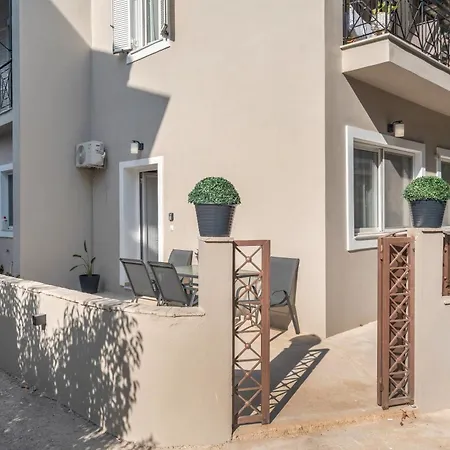 דירה Papanikolis נידרי