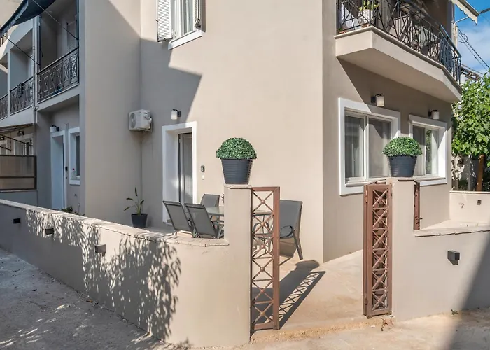 شقة Papanikolis نيدري